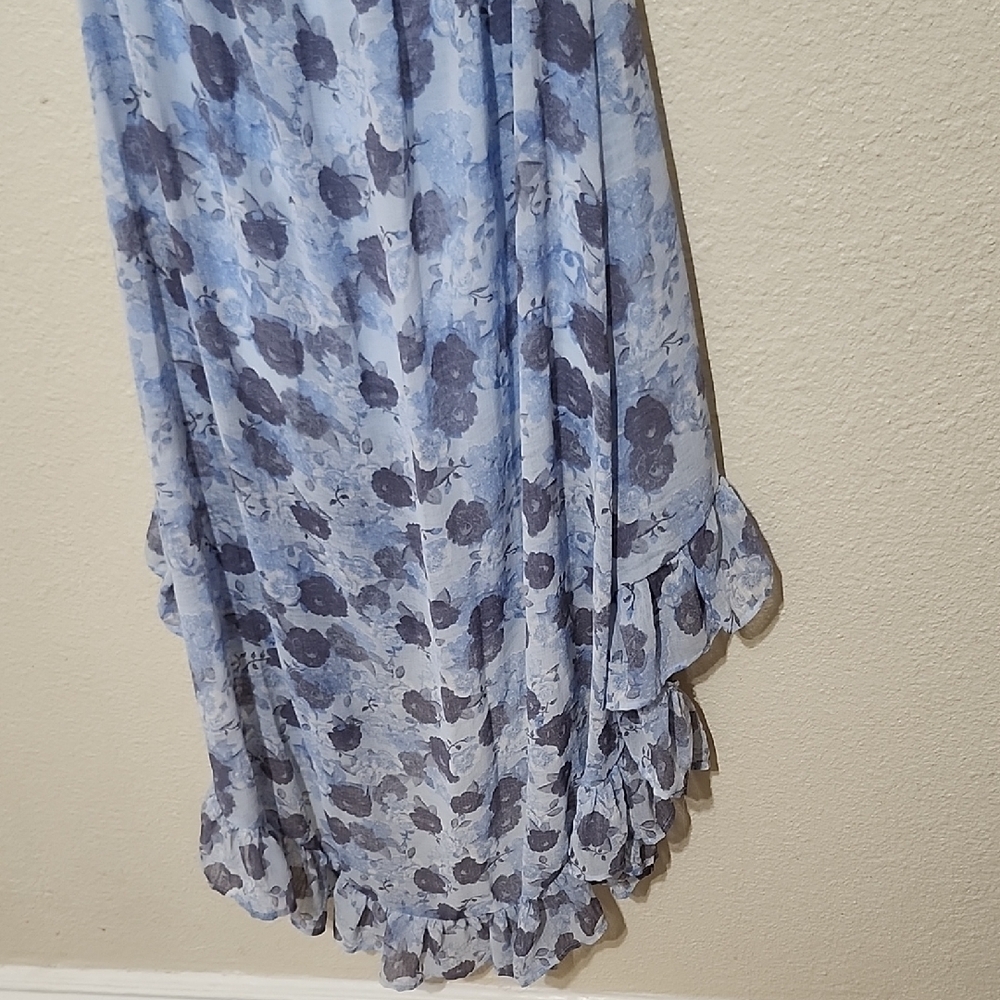 Divided Blue and White High-Low Ruffled Sundress - Picture 10 of 11